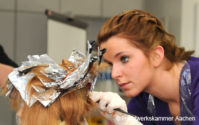 Vorbereitung auf die Gesellenprüfung im Friseur-Handwerk - Teil II - Theorie